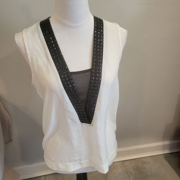 Robbi & Nikki Black and White Tank V Neck Top Size Xs - Picture 1 of 8